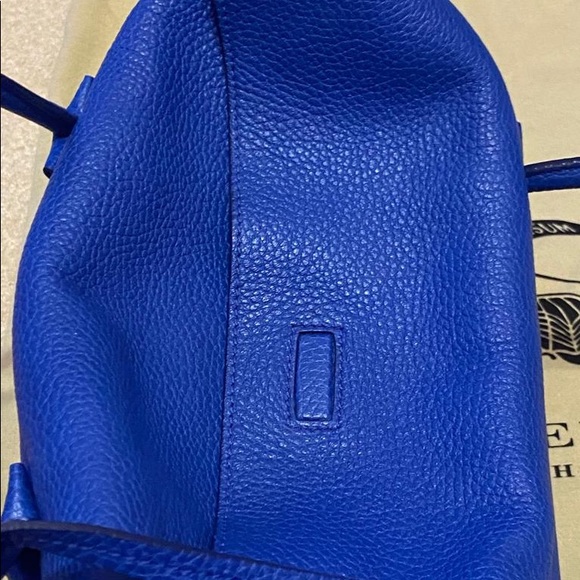 Authentic Burberry Baynard Leather Tote - Picture 10 of 16